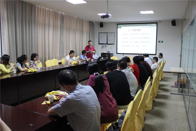 省装协一行参观千年舟原木生活馆——让木性记录你的生活